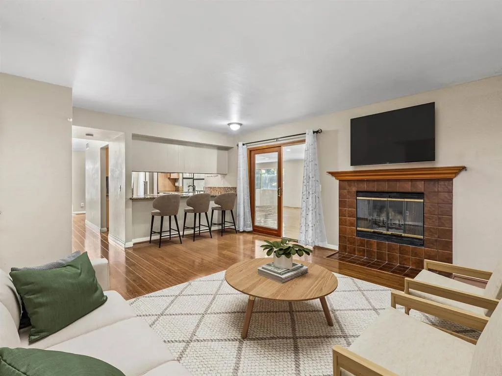 https://cdn.realtyfeed.com/cdn/127/306749969/eda29df24eb45d3dd80f7d3d72a460b4.webp