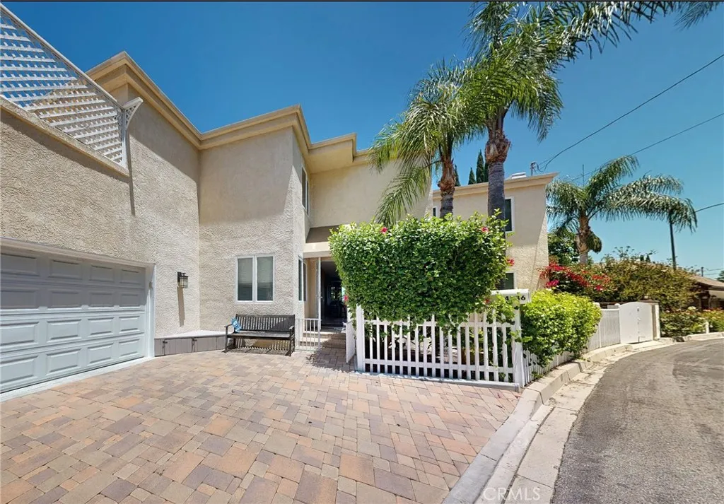 4936 Llano, Woodland Hills, CA 91364 - Main photo, Woodland Hills, CA