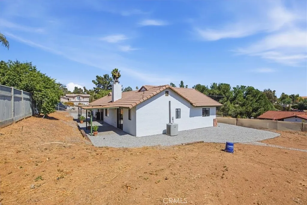 https://cdn.realtyfeed.com/cdn/127/306749974/1a7b9bf7f0d2238b7b18244eba6e1184.webp
