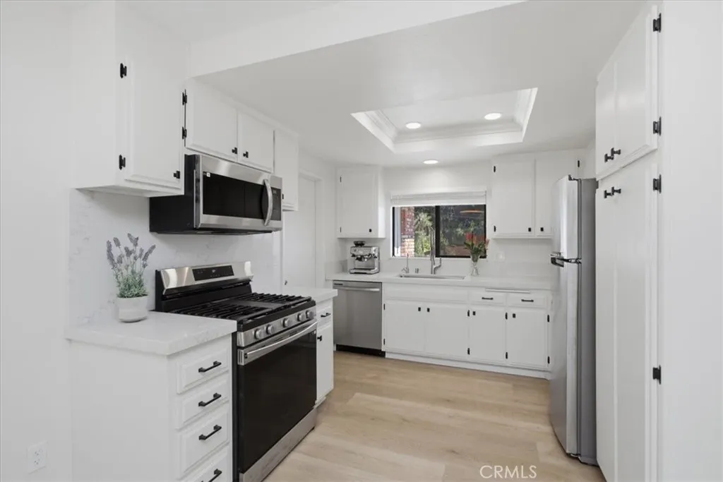 https://cdn.realtyfeed.com/cdn/127/306749974/1d4698ffa41e42ebb85b63a1e2264f1a.webp