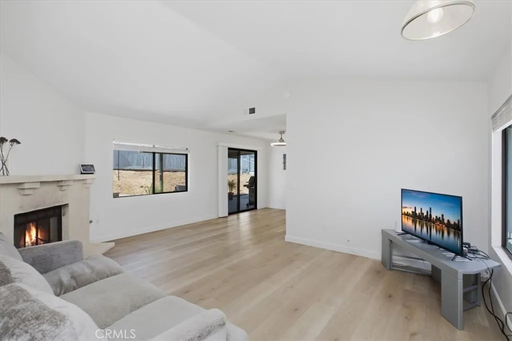 https://cdn.realtyfeed.com/cdn/127/306749974/9200187fca20eb08ac8e6c6f2a9dffee.webp