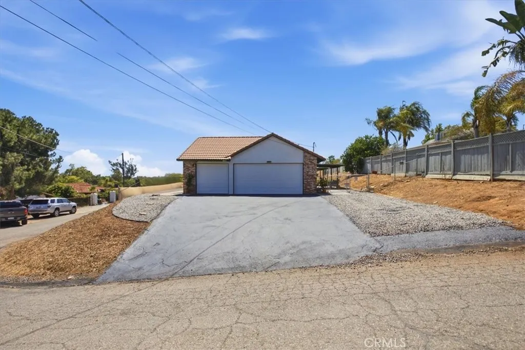 https://cdn.realtyfeed.com/cdn/127/306749974/a87a936dd8918f0d4164f0921bd08d34.webp