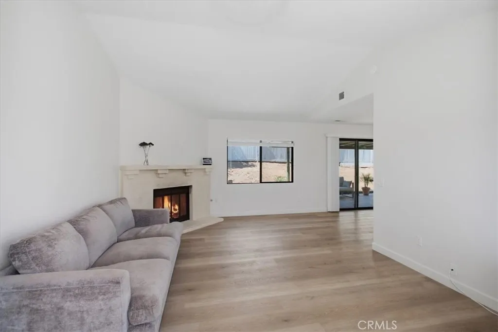 https://cdn.realtyfeed.com/cdn/127/306749974/fb1a5d72f720b4cd027922fc2ab52608.webp