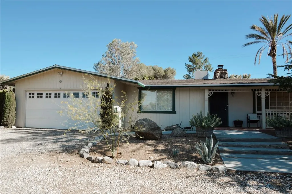 56843 Carlyle, Yucca Valley, CA 92284 - Photo 4 of 34, Yucca Valley, CA