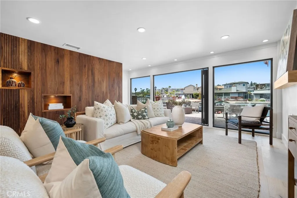 3810 Channel Place, Newport Beach, CA 92663 - Photo 3 of 43, Newport Beach, CA