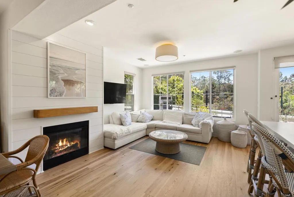 https://cdn.realtyfeed.com/cdn/127/306750002/6d76b131e04a1620c2d68cbb92499b84.webp