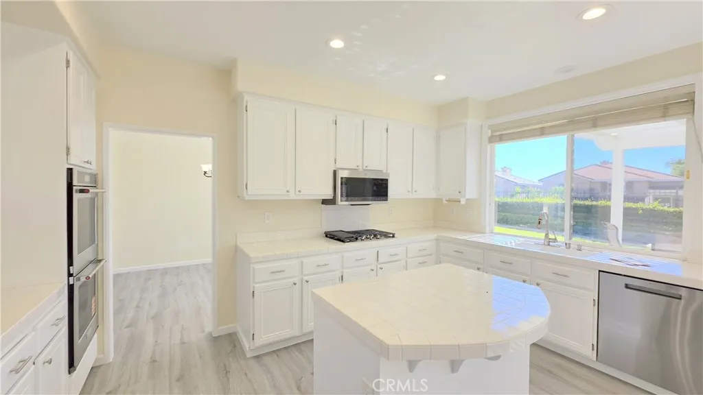38 Hawk Hill, Mission Viejo, CA 92692 - Photo 5 of 50, Mission Viejo, CA