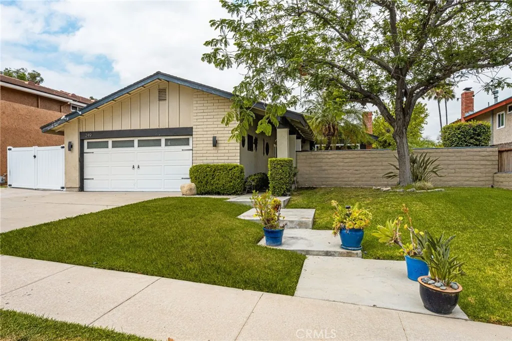 249 S Leandro Street, Anaheim Hills, CA 92807 - Photo 3 of 50, Anaheim Hills, CA