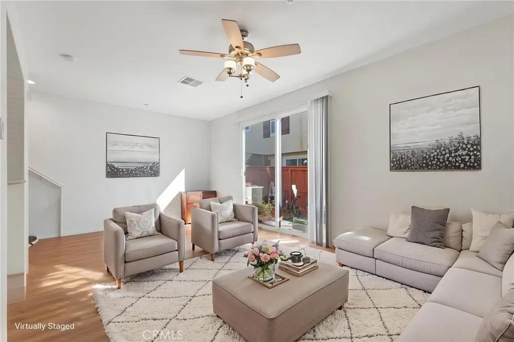 27571 Darrington Avenue Unit 2, Murrieta, CA 92562 - Photo 3 of 26, Murrieta, CA