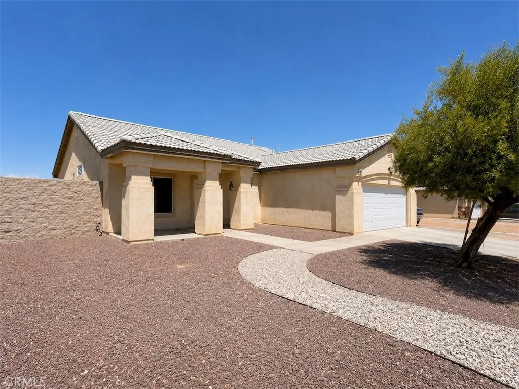 12564 Dion Place, Victorville, CA 92395 - Photo 2 of 15, Victorville, CA