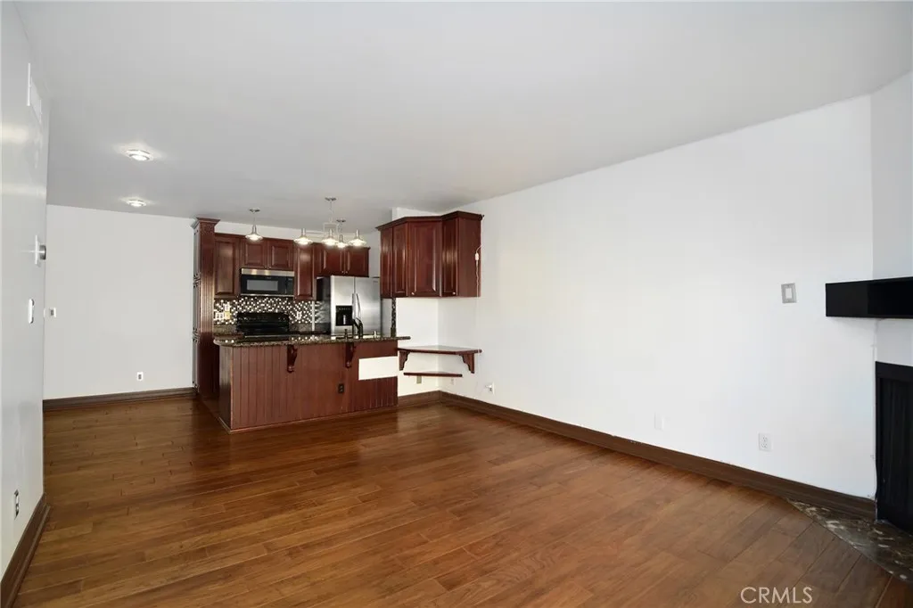 355 S Madison Avenue Unit 310, Pasadena, CA 91101 - Photo 5 of 18, Pasadena, CA