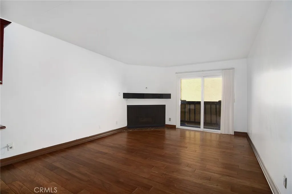 355 S Madison Avenue Unit 310, Pasadena, CA 91101 - Photo 4 of 18, Pasadena, CA