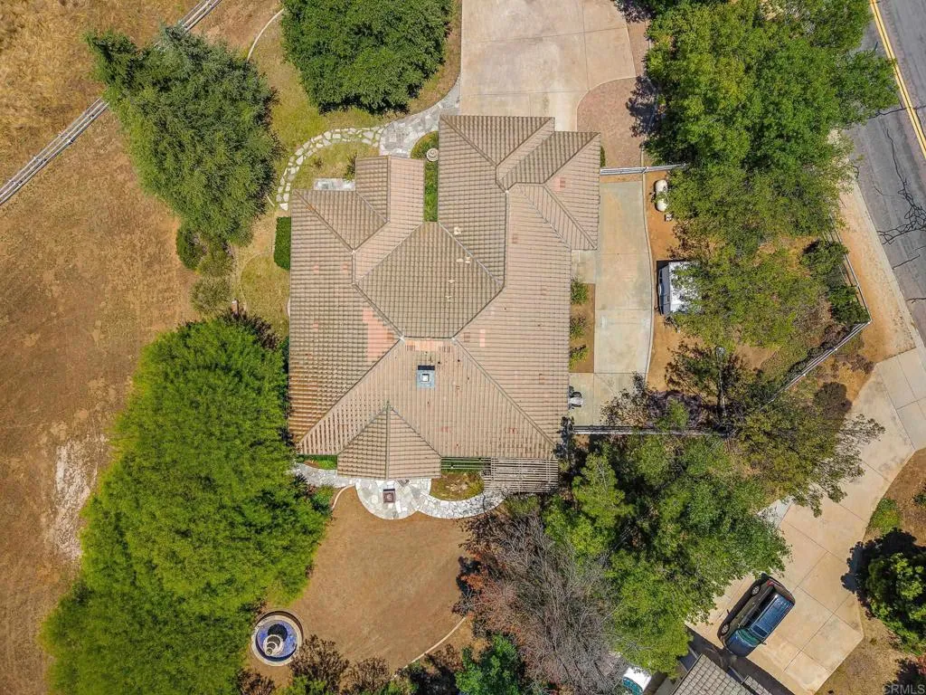 https://cdn.realtyfeed.com/cdn/127/306750068/0fb069dab3353628ebde880e4e2ef70a.webp