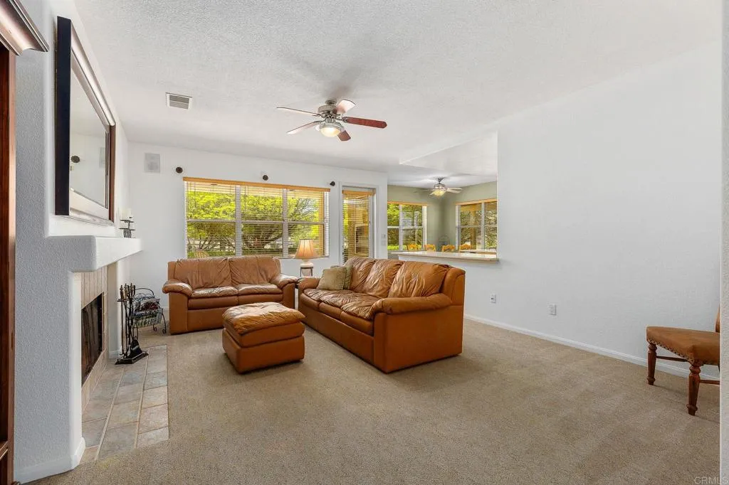 https://cdn.realtyfeed.com/cdn/127/306750068/261b2bb19c1e0d00dddc09349cbc84f4.webp