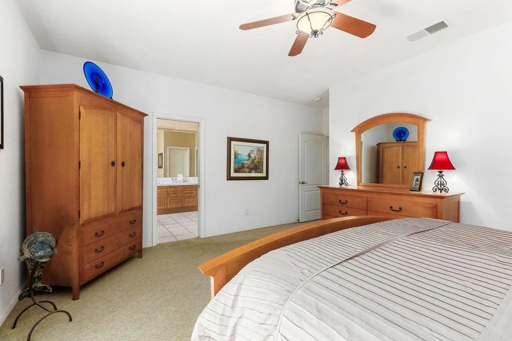 https://cdn.realtyfeed.com/cdn/127/306750068/3d49c75fc463f20b92fbde695ddb10a9.webp