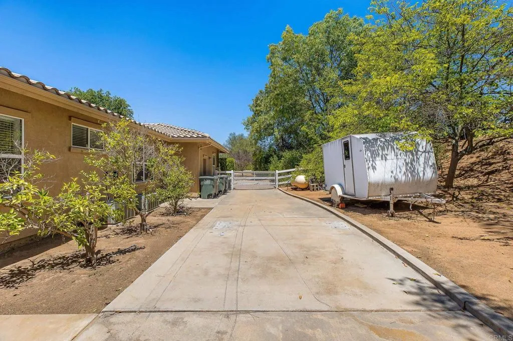 https://cdn.realtyfeed.com/cdn/127/306750068/54f488a45e596f75148cecd2f44dd11c.webp