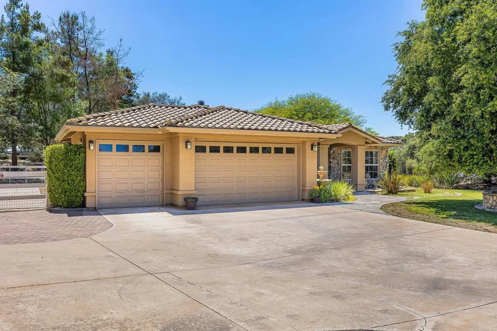 2445 Southern Oak Road, Ramona, CA 92065 - Photo 5 of 50, Ramona, CA