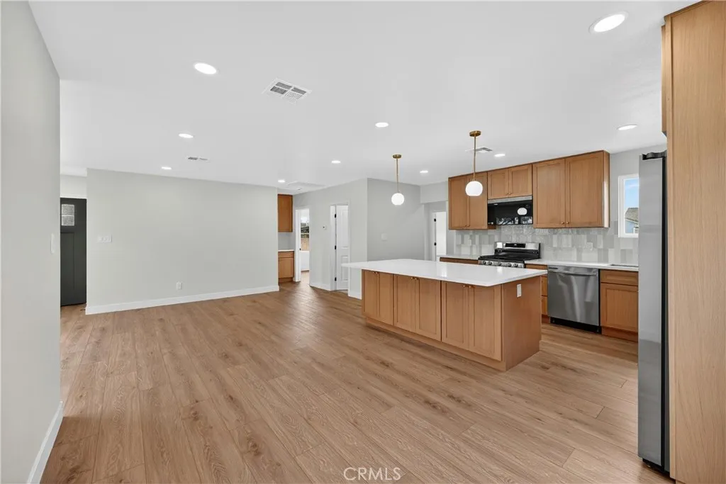 2708 Yearling Street, Lakewood, CA 90712 - Photo 4 of 23, Lakewood, CA