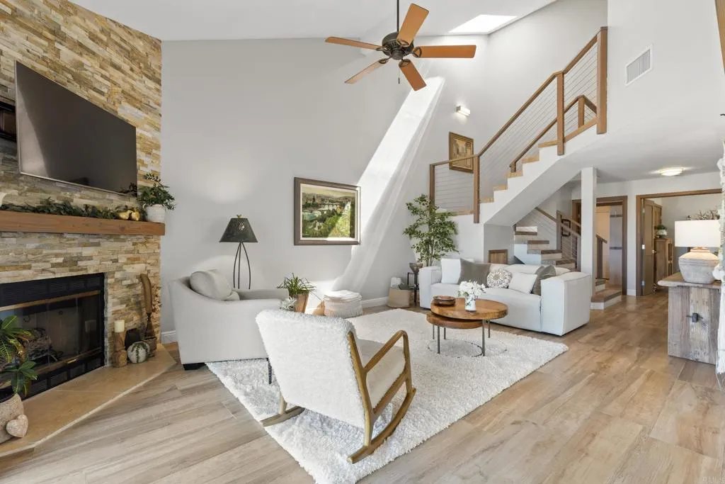 https://cdn.realtyfeed.com/cdn/127/306750074/399b2964a62d5d866539b27fdbf544af.webp
