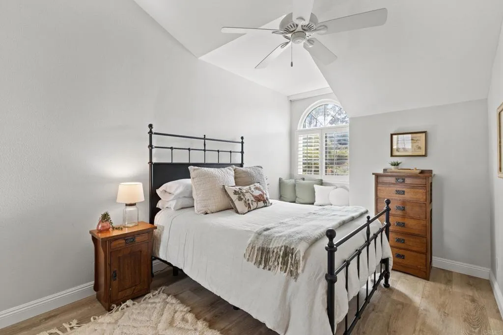https://cdn.realtyfeed.com/cdn/127/306750074/aae4294e6d1deaa03351cb9eb2bac21e.webp