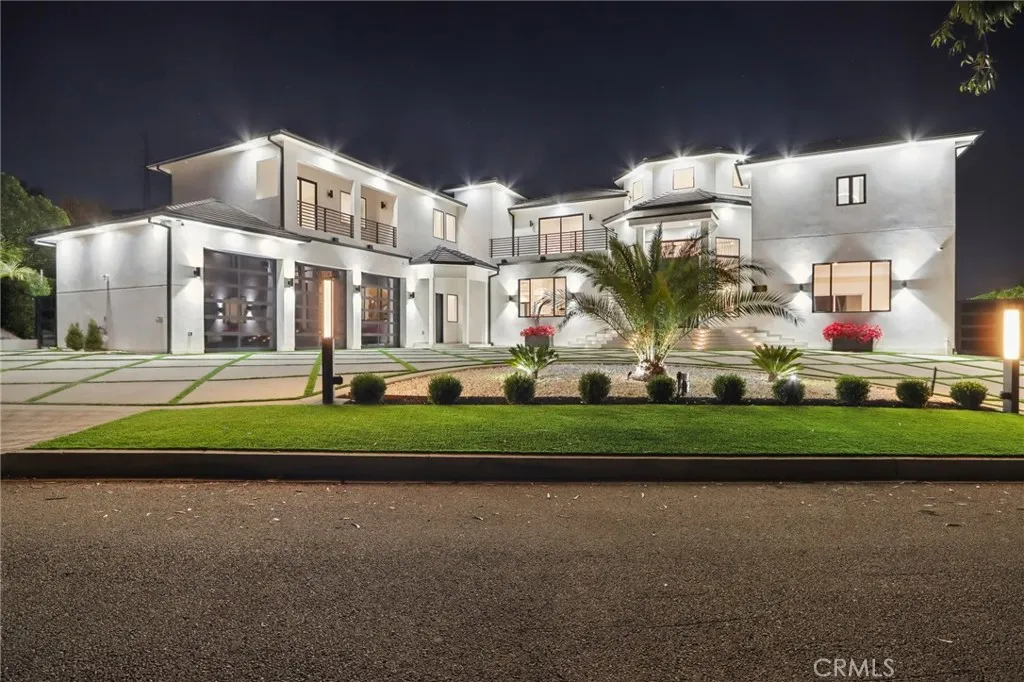 10511 Mary Bell Avenue, Shadow Hills, CA 91040 - Photo 3 of 50, Shadow Hills, CA