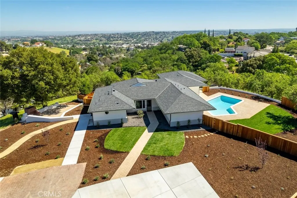 1026 Merry Hill Road, Paso Robles, CA 93446 - Main photo, Paso Robles, CA