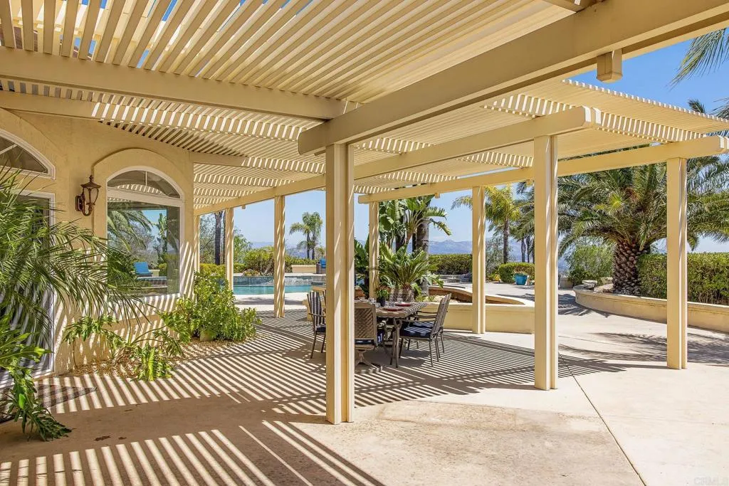 https://cdn.realtyfeed.com/cdn/127/306750085/169caa80b14619d7007ff9cb5ea15a98.webp