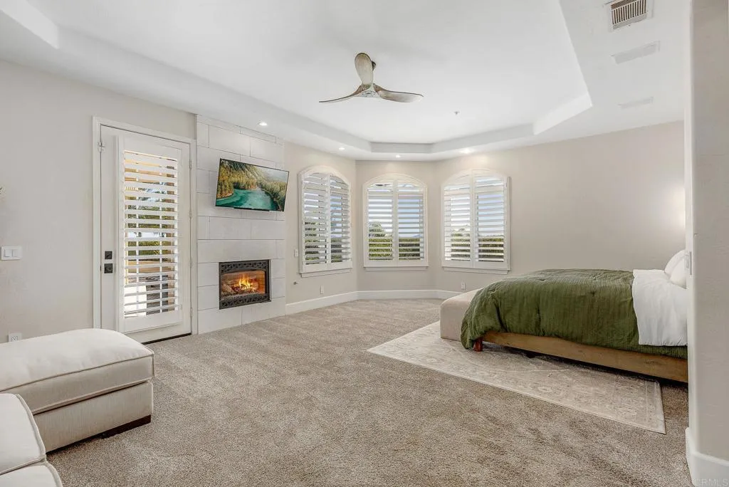 https://cdn.realtyfeed.com/cdn/127/306750085/44a0ba8a86ec37a86a9bbbaf640667a9.webp