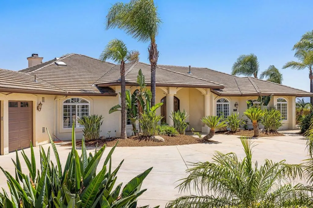 https://cdn.realtyfeed.com/cdn/127/306750085/48634707146450d3c93a9f558aed89b5.webp