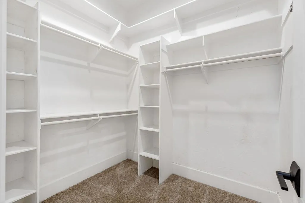 https://cdn.realtyfeed.com/cdn/127/306750085/52e184cd8d861c9e8ddd12f9cc070b6f.webp