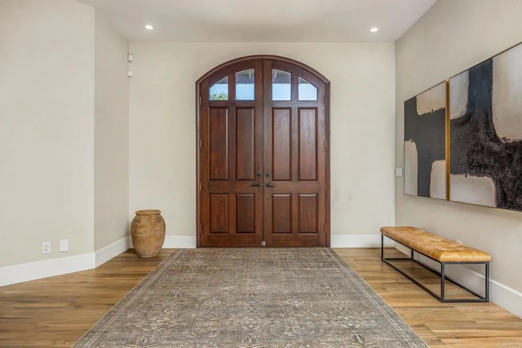 https://cdn.realtyfeed.com/cdn/127/306750085/e47ec3e7792b7b32c38baff0c7849bae.webp