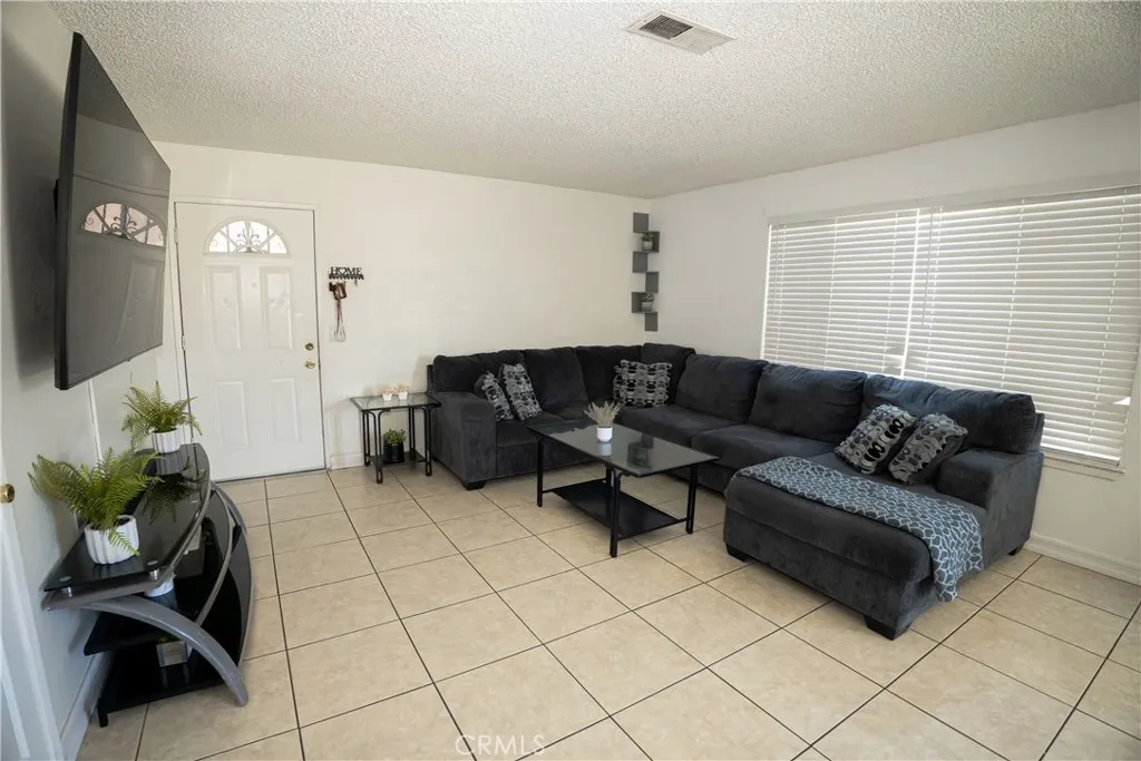 16348 Northwood, Victorville, CA 92394 - Photo 5 of 35, Victorville, CA