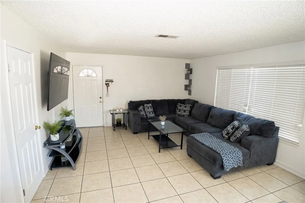 16348 Northwood, Victorville, CA 92394 - Photo 3 of 35, Victorville, CA