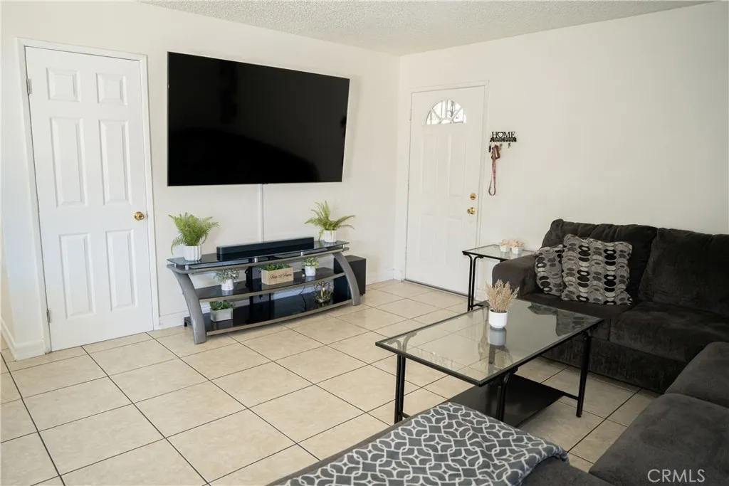 16348 Northwood, Victorville, CA 92394 - Photo 4 of 35, Victorville, CA