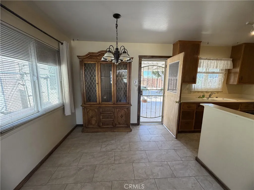 1901 Sunset Street, Barstow, CA 92311 - Photo 5 of 23, Barstow, CA