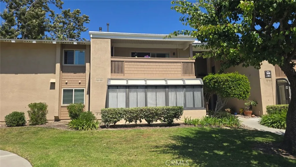 8788 Coral Springs Court, Huntington Beach, CA 92646 - Main photo, Huntington Beach, CA