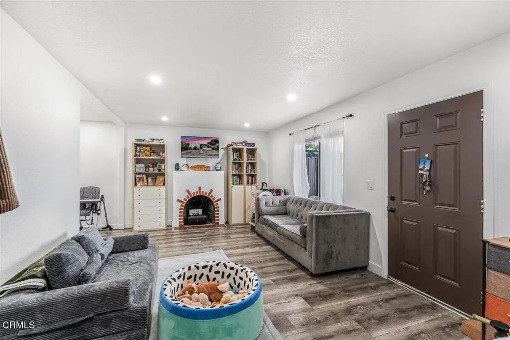 1155 Richmond Road, Santa Paula, CA 93060 - Photo 5 of 61, Santa Paula, CA