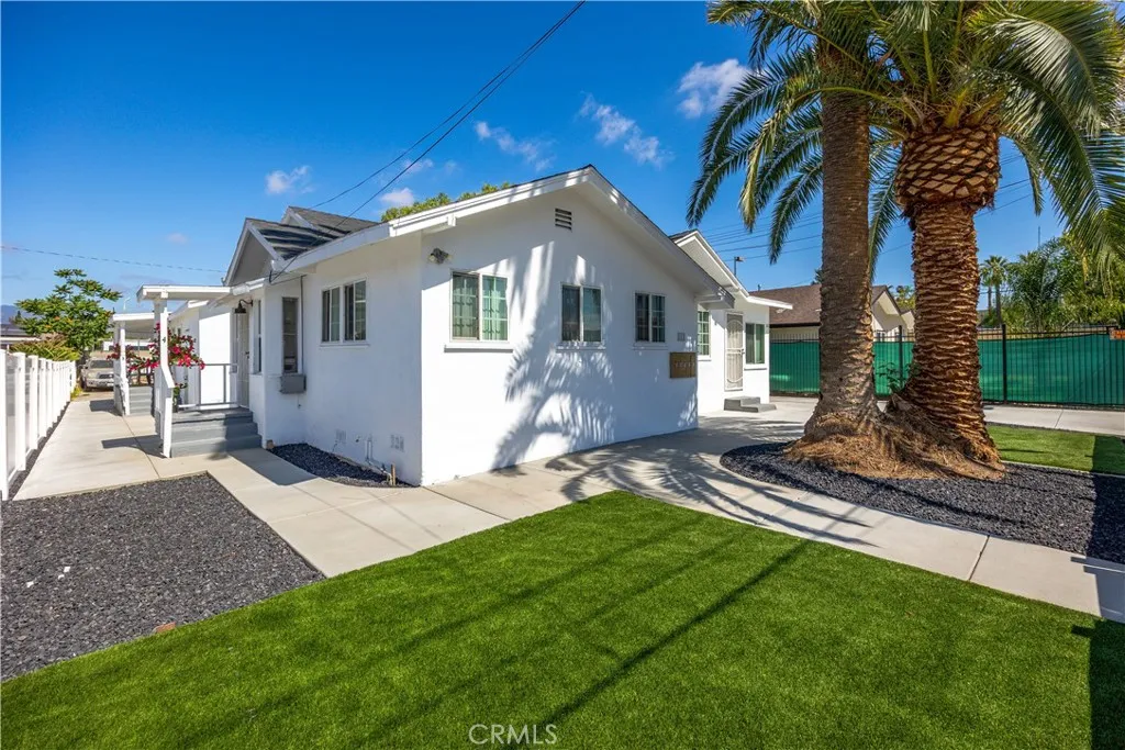 111 S South Lindsay Street, Lake Elsinore, CA 92530 - Photo 3 of 36, Lake Elsinore, CA