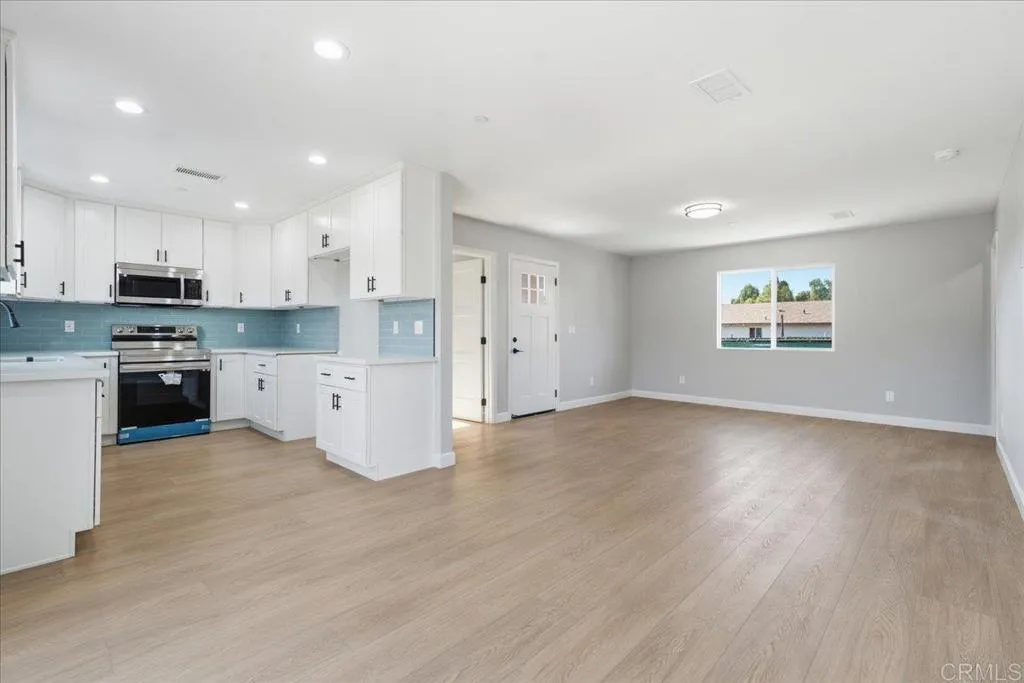 1835 Rios Avenue Unit 1-3, Chula Vista, CA 91911 - Photo 5 of 40, Chula Vista, CA