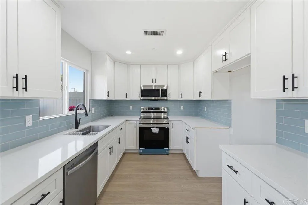 Photo #8: PTP2604759 Listing: Photo #8