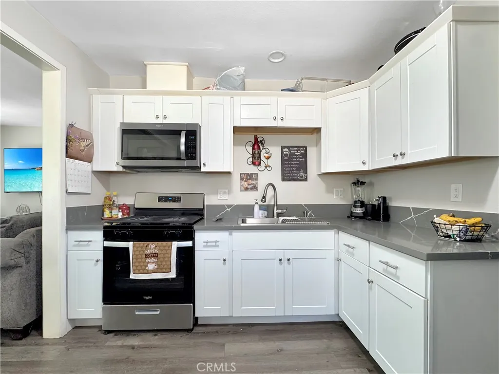 4187 Dwight Avenue, Riverside, CA 92507 - Photo 5 of 42, Riverside, CA