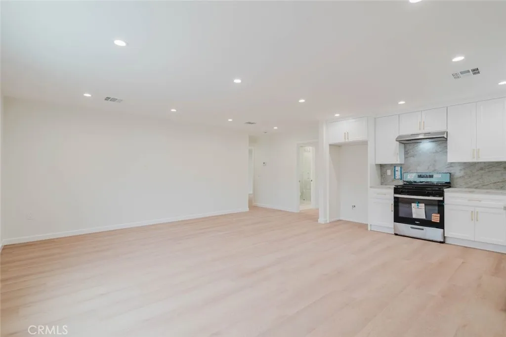 9628 Keokuk Avenue, Chatsworth, CA 91311 - Photo 5 of 28, Chatsworth, CA