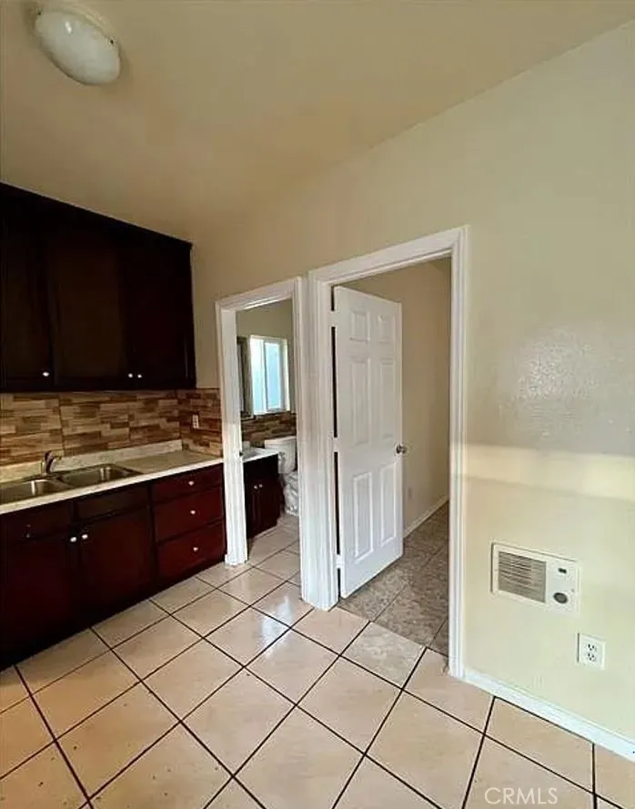 1336 W 109 Street, Los Angeles, CA 90044 - Photo 3 of 7, Los Angeles, CA