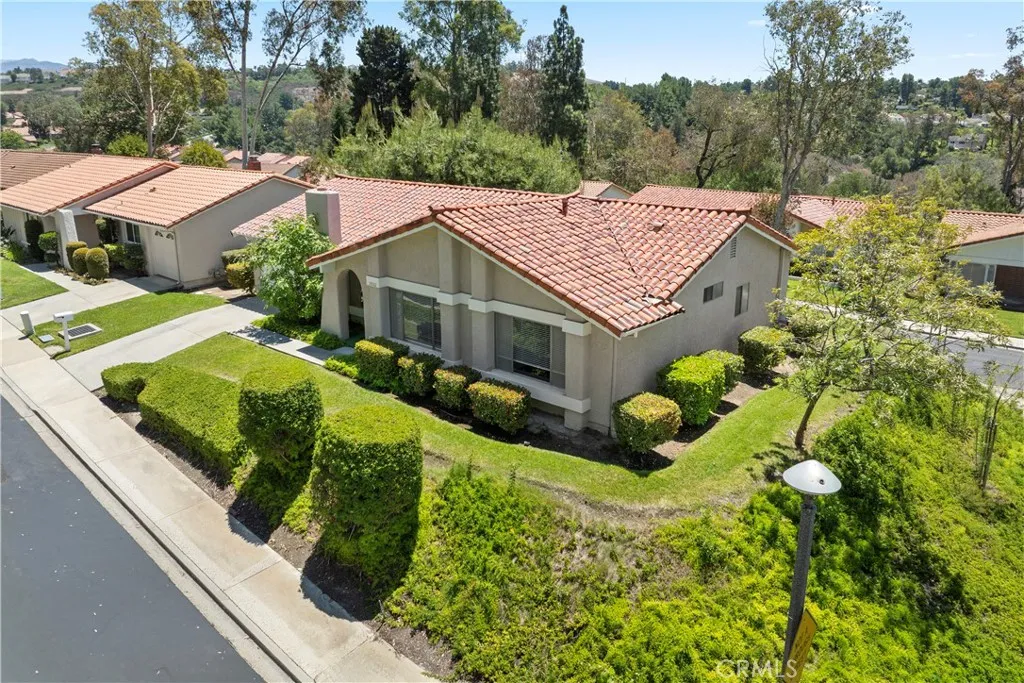 28162 Via Pondal, Mission Viejo, CA 92692 - Photo 4 of 41, Mission Viejo, CA