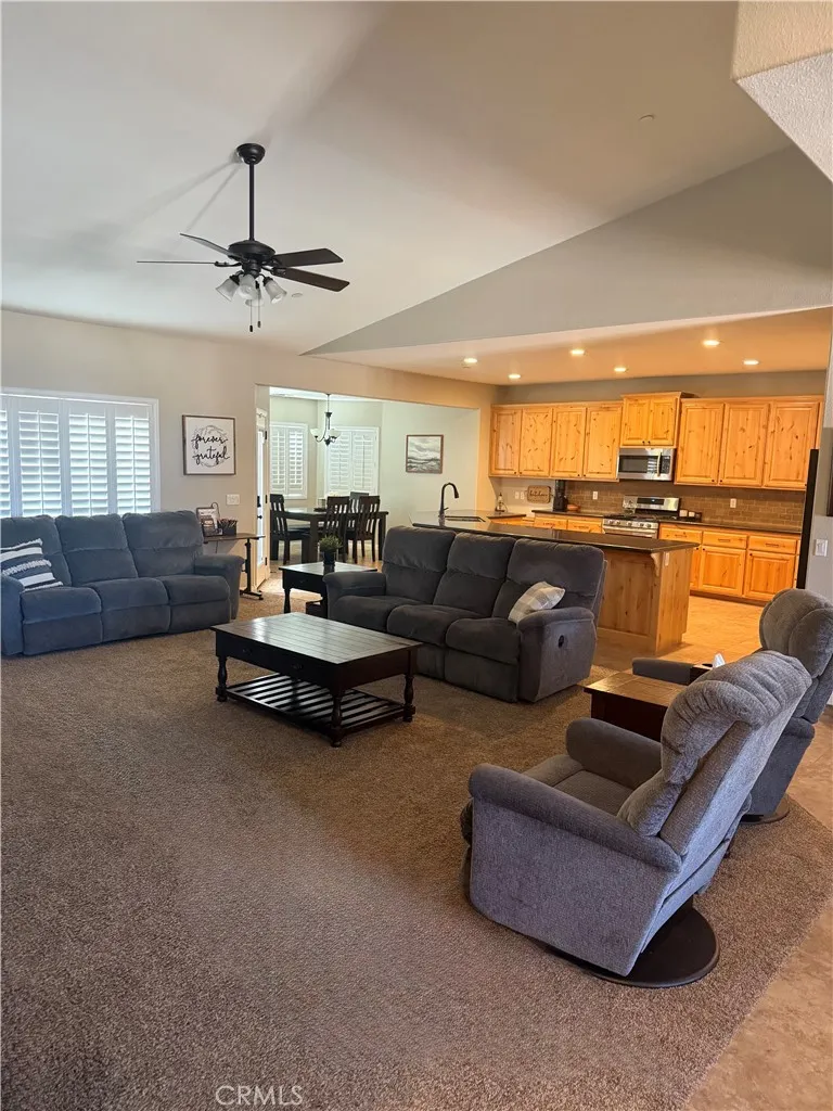 7735 Minstead, Hesperia, CA 92345 - Photo 5 of 11, Hesperia, CA