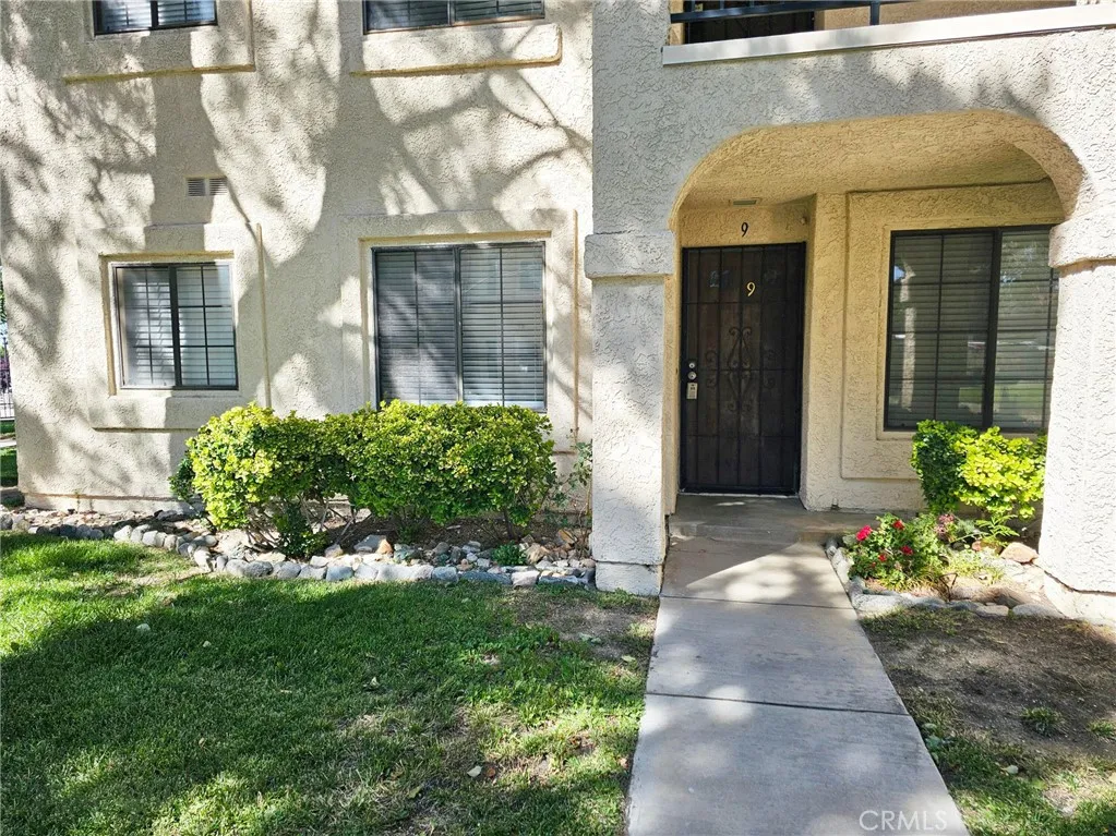 2554 Olive Drive Unit 9, Palmdale, CA 93550 - Photo 2 of 24, Palmdale, CA