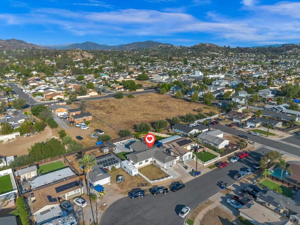 https://cdn.realtyfeed.com/cdn/127/306750234/6d7f3dd091273b804d98877d0c5df8bd.webp
