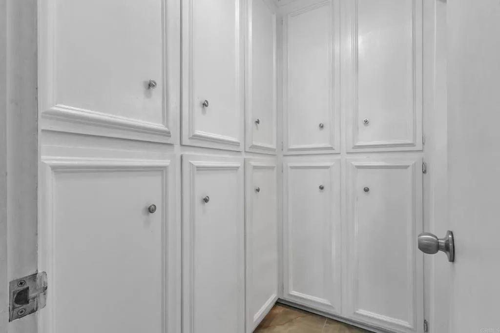 https://cdn.realtyfeed.com/cdn/127/306750234/71279ddbe9dd59ab0e66c6edddacca98.webp