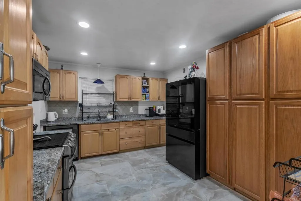 https://cdn.realtyfeed.com/cdn/127/306750234/a2b038d112890ead4ac9f76db09243a3.webp