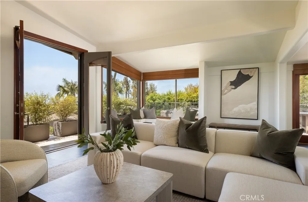 575 Center Street, Laguna Beach, CA 92651 - Photo 3 of 23, Laguna Beach, CA